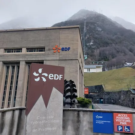 Pyrenees Gavarnie Chalet